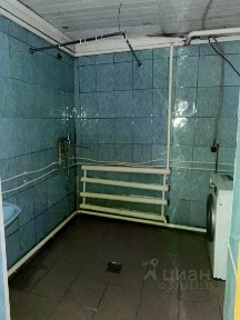 Сдается 2-этажный дом, 300 м²
