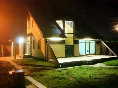 Сдается 3-этажный коттедж, 140 м²