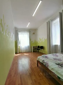 Сдается 3-этажный дом, 600 м²