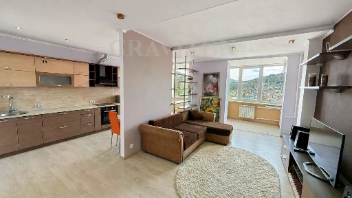 Продается 1-комн. квартира, 48,2 м²