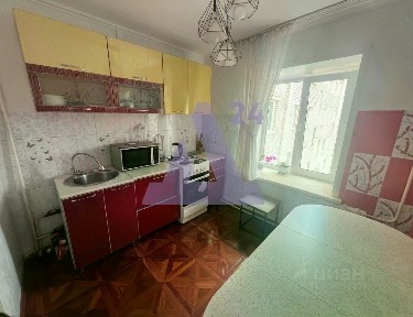 Алтай респ., Горно-Алтайск, Коммунистический просп., 24