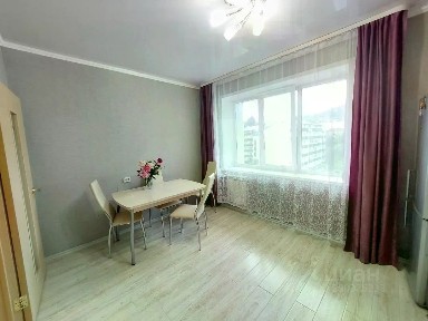 Продается 2-комн. квартира, 63,4 м²