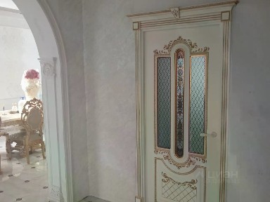 Сдается 3-этажный коттедж, 400 м²