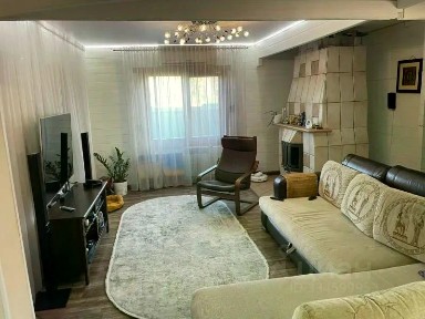 Продается 2-этажный дом, 170 м²