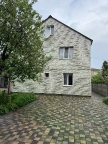 Сдается 2-этажный дом, 100 м²