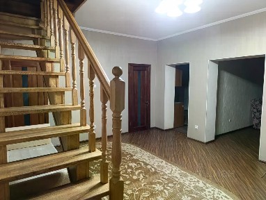 Сдается 2-этажный коттедж, 147 м²