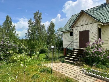 Сдается 2-этажный дом, 120 м²