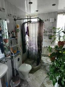 Сдается 1/3 часть 2-этажного дома, 250 м²