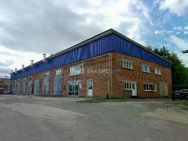 Сдается здание, 1 227 м²