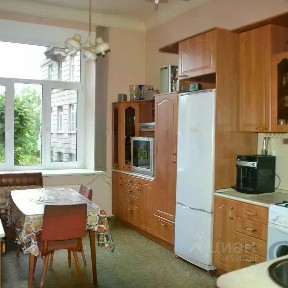 Продается 2-комн. квартира, 65 м²