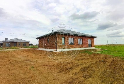 Продается 1-этажный дом, 120 м²