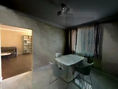 Сдается 3-комн. квартира, 120 м²