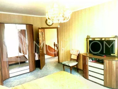 Продается 2-этажный дом, 165 м²