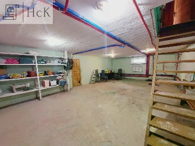Продается 2-этажный дом, 206 м²