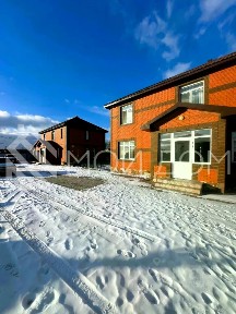 Продается 2-этажный дом, 187,9 м²