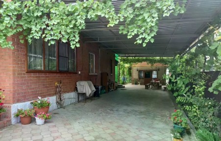 Продается 2-этажный дом, 210 м²