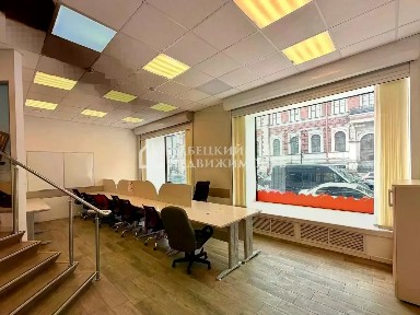 Сдается помещение свободного назначения, 156,2 м²