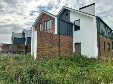 Продается 2-этажный коттедж, 239 м²