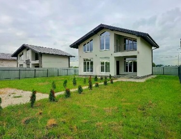 Продается 2-этажный дом, 160 м²