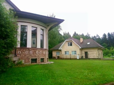 Продается 3-этажный коттедж, 500 м²