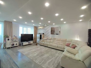 Продается 4-комн. квартира, 110,4 м²