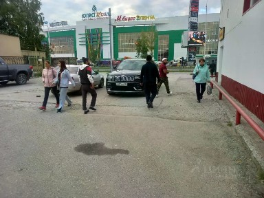 Сдается торговая площадь, 1 339 м²