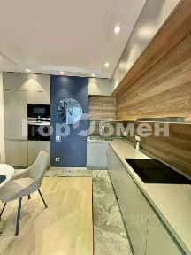 Продается 2-комн. квартира, 71 м²