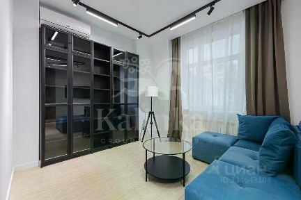 Продается 4-комн. квартира, 101,4 м²