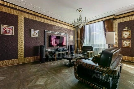 Продается 3-комн. квартира, 152,7 м²
