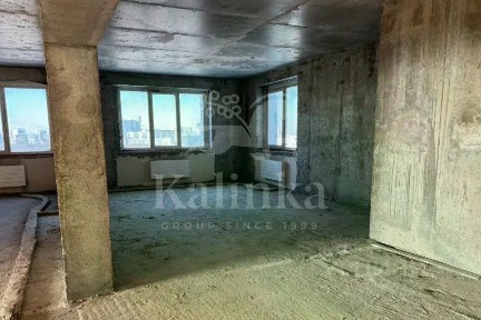 Продается 5-комн. квартира, 179 м²