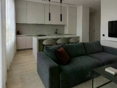 Продаются 2-комн. апартаменты, 72 м²