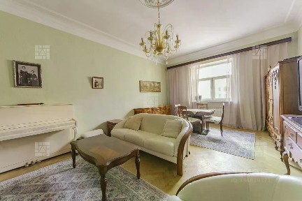 Москва, ЦАО, р-н Арбат, ул. Арбат, 45/24