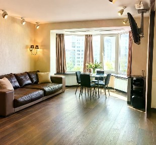 Продается 2-комн. квартира, 55 м²