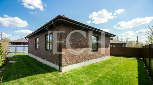 Продается 1-этажный дом, 90 м²