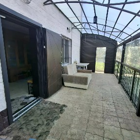 Сдается 3-этажный дом, 120 м²