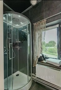 Сдается 2-этажный дом, 100 м²