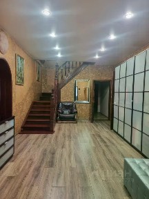 Сдается 3-этажный дом, 314,9 м²