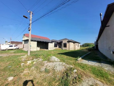 Продается 1-этажный дом, 250 м²