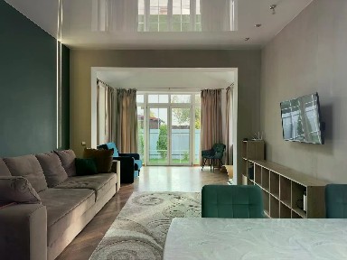 Продается 2-этажный дом, 215 м²