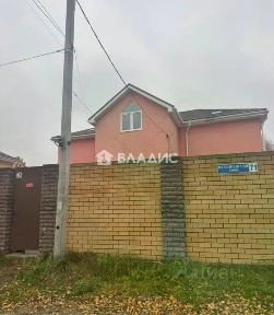 Сдается 2-этажный коттедж, 425 м²
