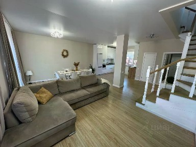 Сдается 2-этажный коттедж, 130 м²