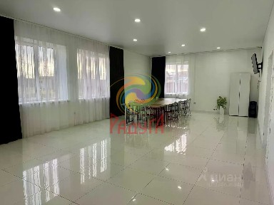 Продается 2-этажный дом, 280 м²