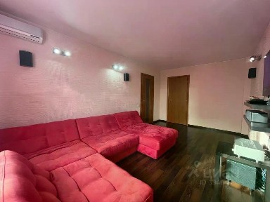 Сдается 4-комн. квартира, 100,8 м²