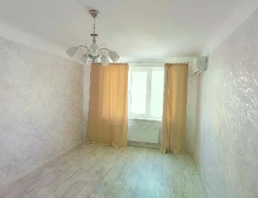Продается 2-комн. квартира, 57,6 м²