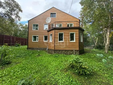 Продается 3-этажный дом, 210,5 м²