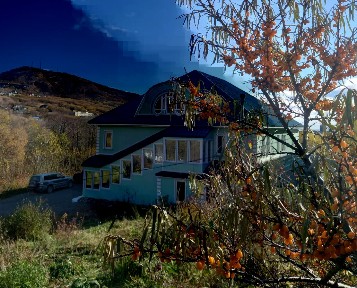 Продается 3-этажный коттедж, 600 м²