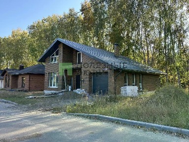 Продается 2-этажный дом, 200 м²