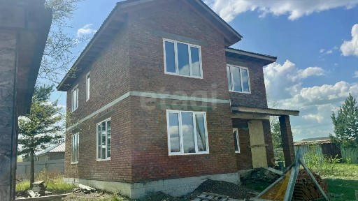 Продается 2-этажный дом, 160 м²