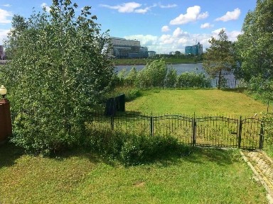 Сдается 4-этажный таунхаус, 448 м²