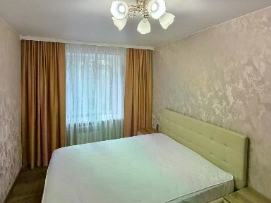 Продается 3-комн. квартира, 65 м²